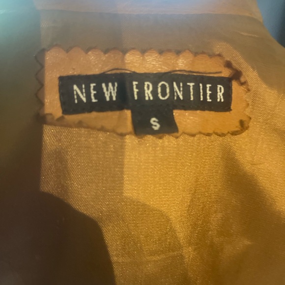 New Frontier Leather Short Jacket (Complimentary Clutch) - Picture 4 of 12